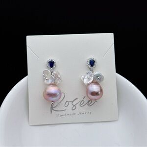 E348 Handmade Freshwater Baroque Pearl Dangling Earrings
